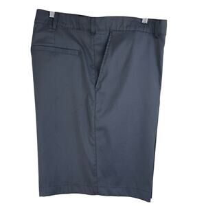 Russell Shorts men’s size 46 polyester/ spandex flat front, gray. REALLY Nice!